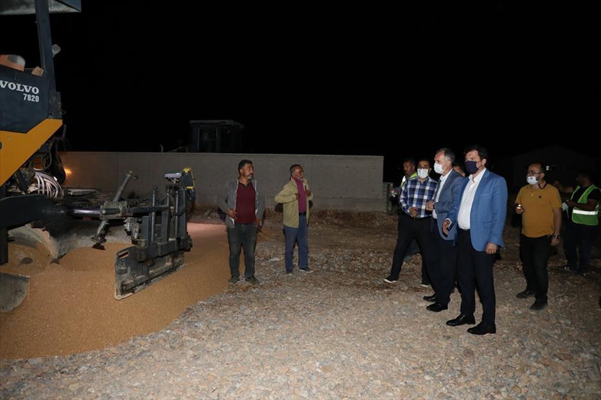 Yeni hayvan pazarında çalışmalar gece gündüz sürüyor