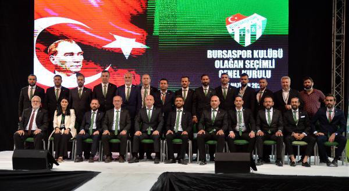 Son dakika spor: Bursaspor Kulübü\'nde yeni yönetim, transfere engel borçları açıkladı