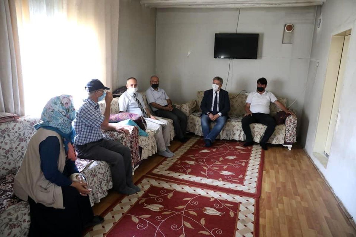 Evlerinin anahtarını Başkan Palancıoğlu verdi