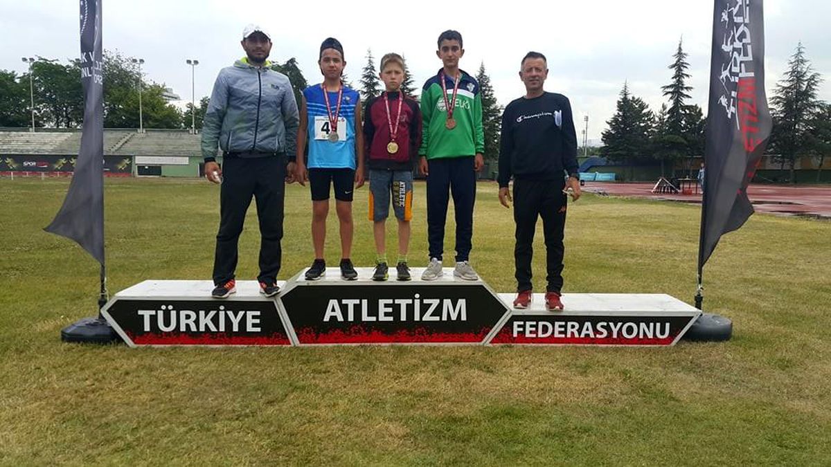 Gedizli atlet Ankara\'dan gümüş madalya ile döndü