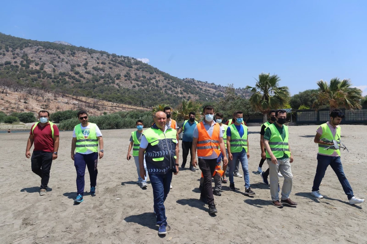 Seydikemer Belediye Başkanı Otgöz\'den, AK Parti İlçe Teşkilatının plaj temizliğine destek