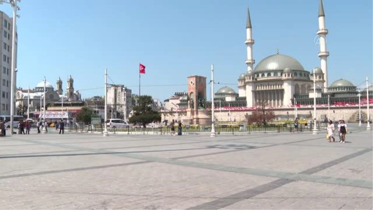 İstanbul pazar gününe sakin başladı