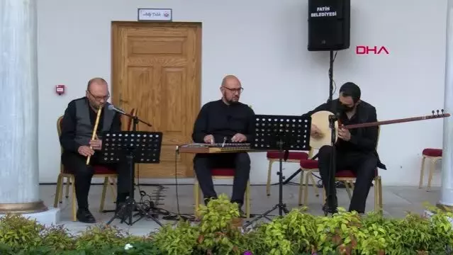 İSTANBUL'UN BİLİNMEYENLERİ ARŞİVDEN RAFLARA TAŞINDI