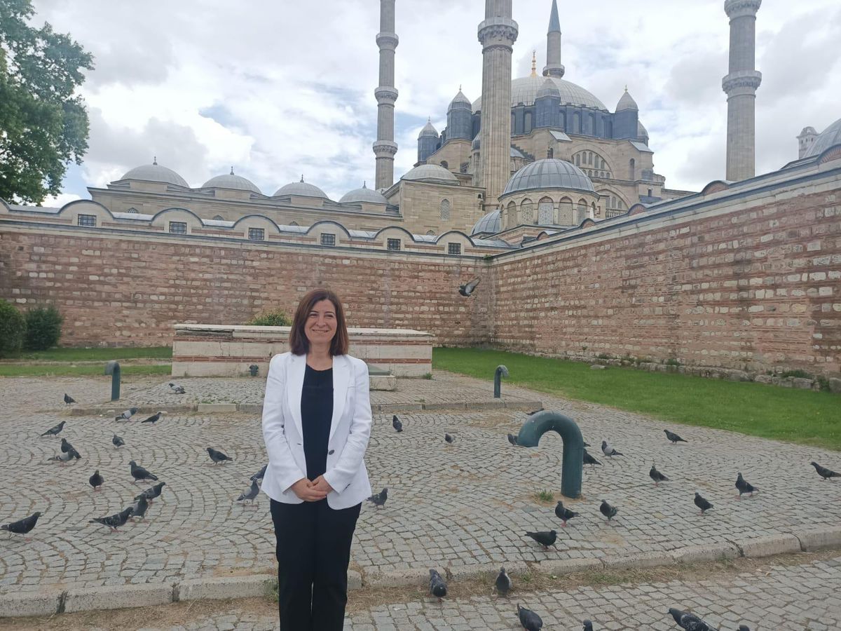 Son dakika... AK Partili Aksal Selimiye çevresinin ihtişamına yakışır biçimde düzenleneceğini belirtti