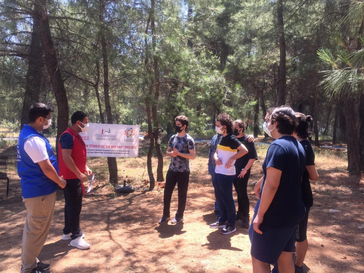 Antalya\'da üniversite adayları YKS öncesi moral ve motivasyon kampında buluştu