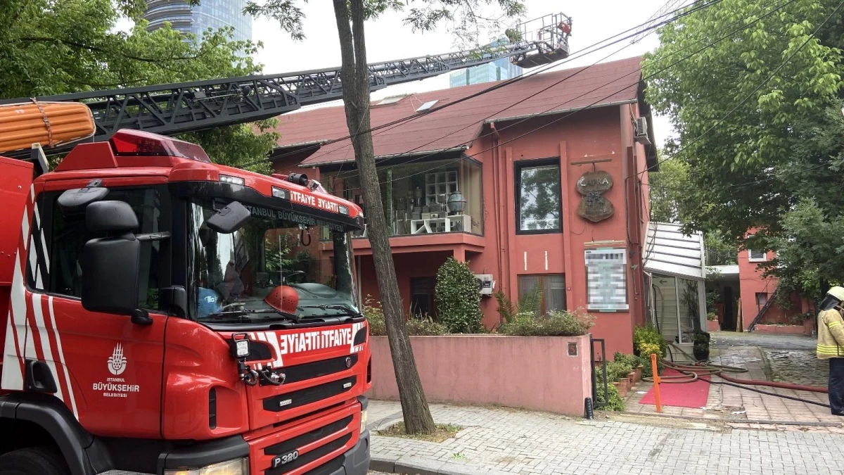 Son dakika haberleri! Beşiktaş\'ta yangın paniği