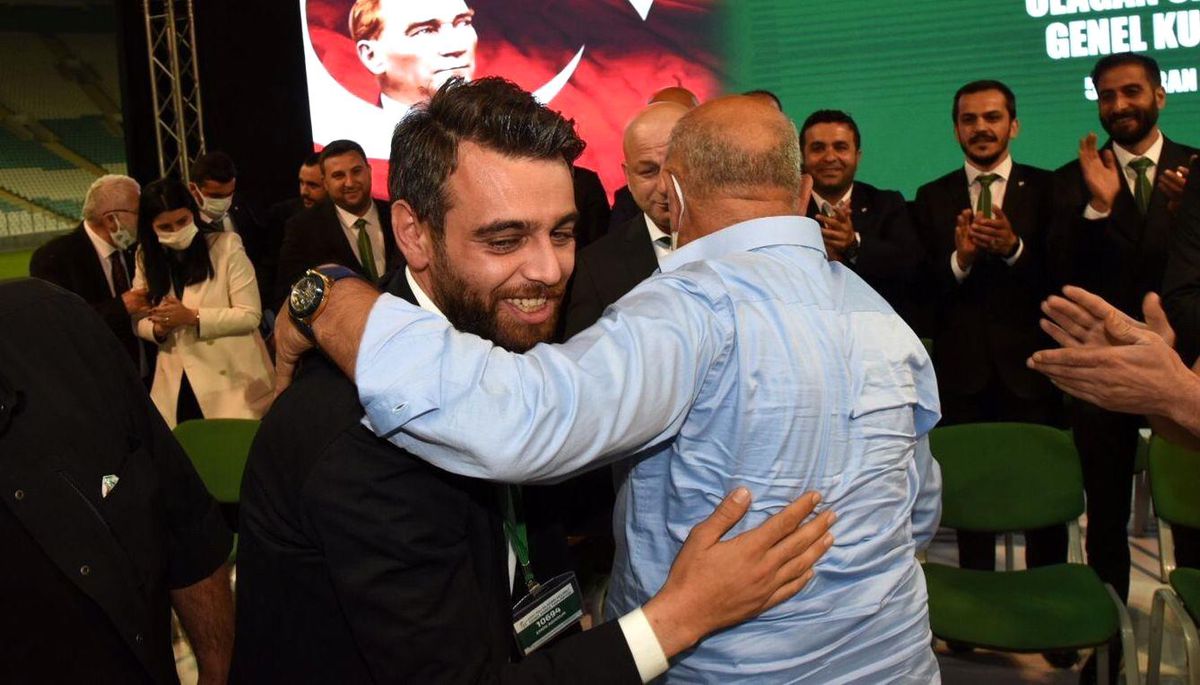 Son dakika haberi... Bursaspor 2. Başkanı Emin Adanur\'dan transfer tahtası açıklaması