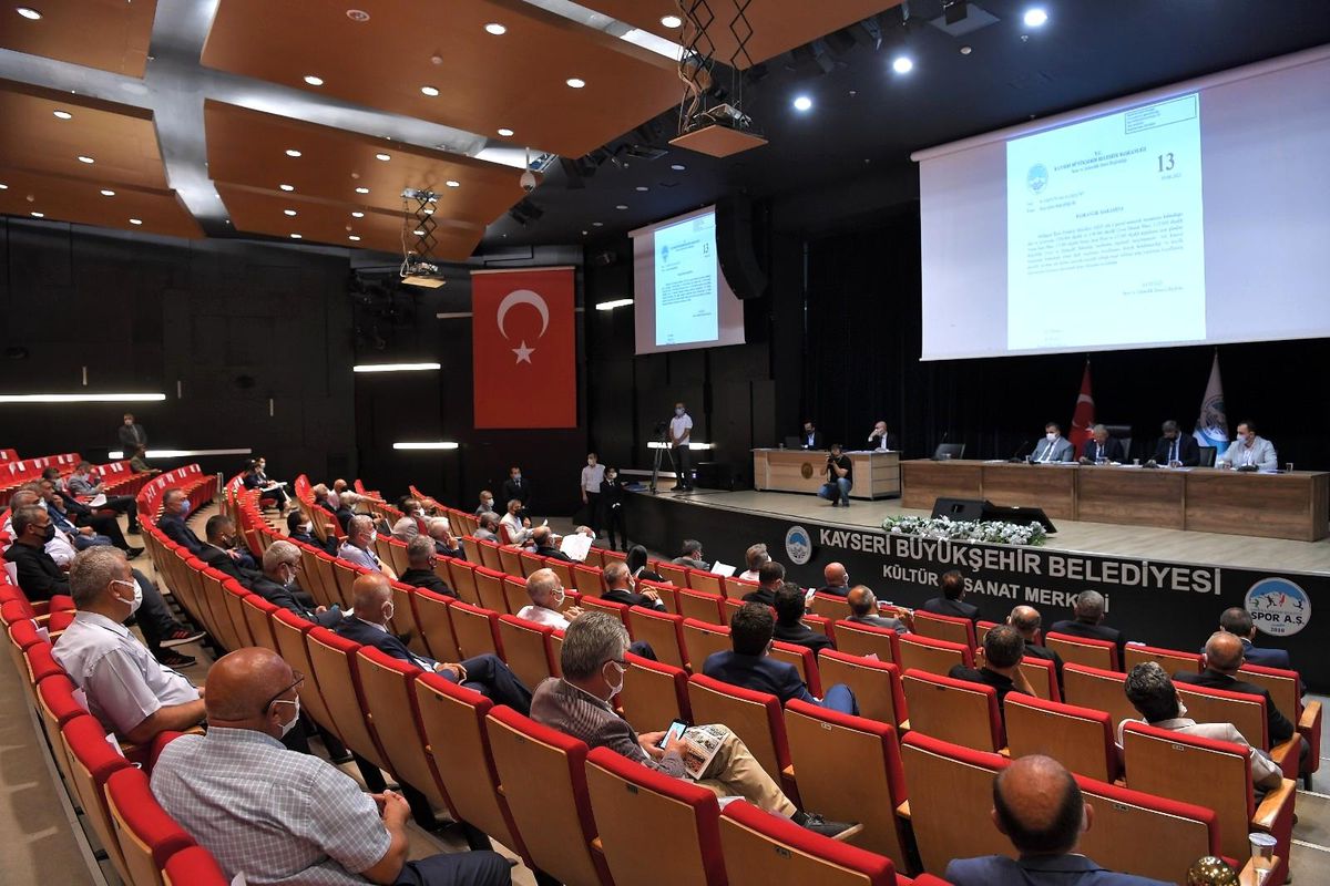 Son dakika haberleri! Büyükşehir Meclisi\'nde 29 madde karara bağlandı
