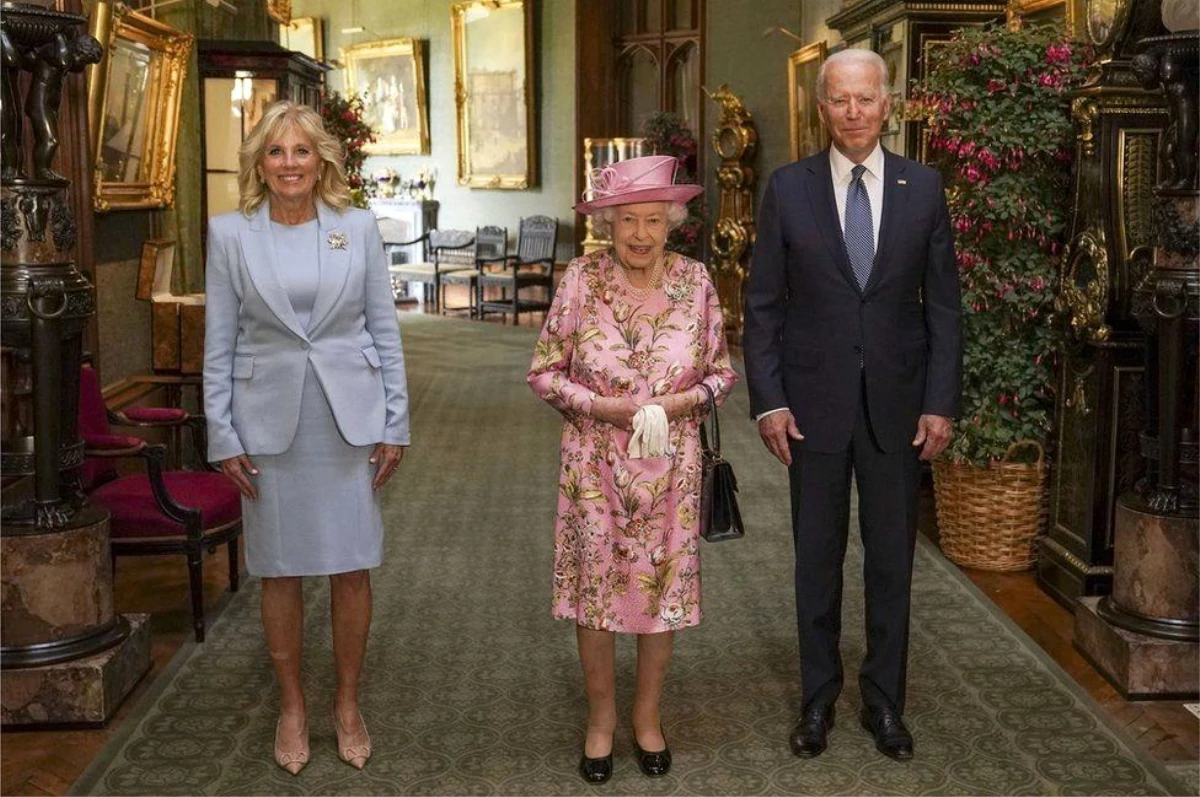 İngiltere Kraliçesi 2. Elizabeth, ABD Başkanı Joe Biden\'ı ağırladı