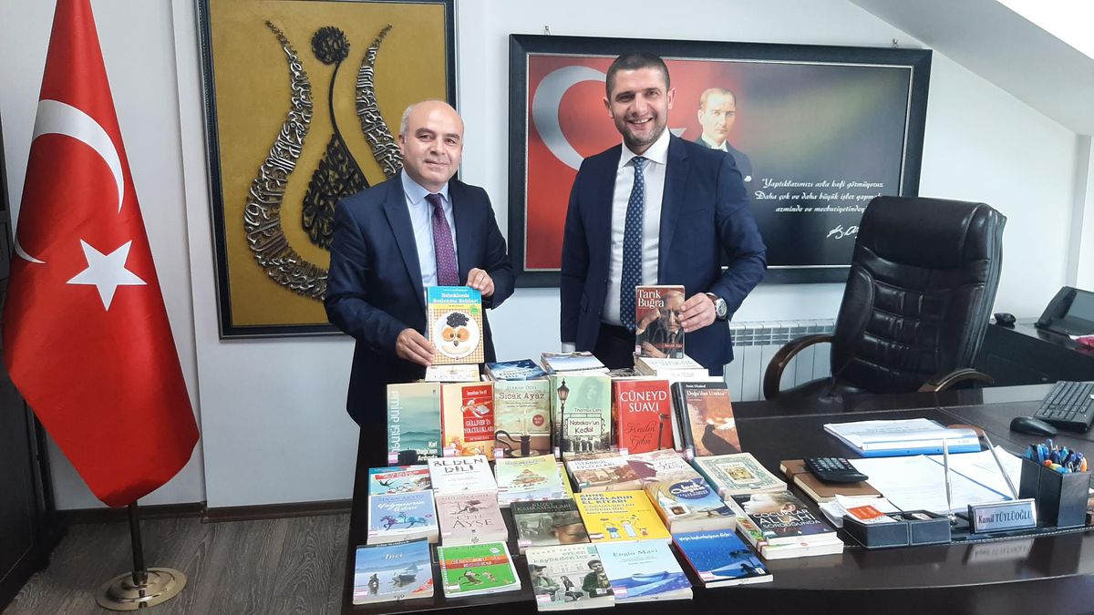 Kadın Konukevleri\'ne kitap teslimi yapıldı