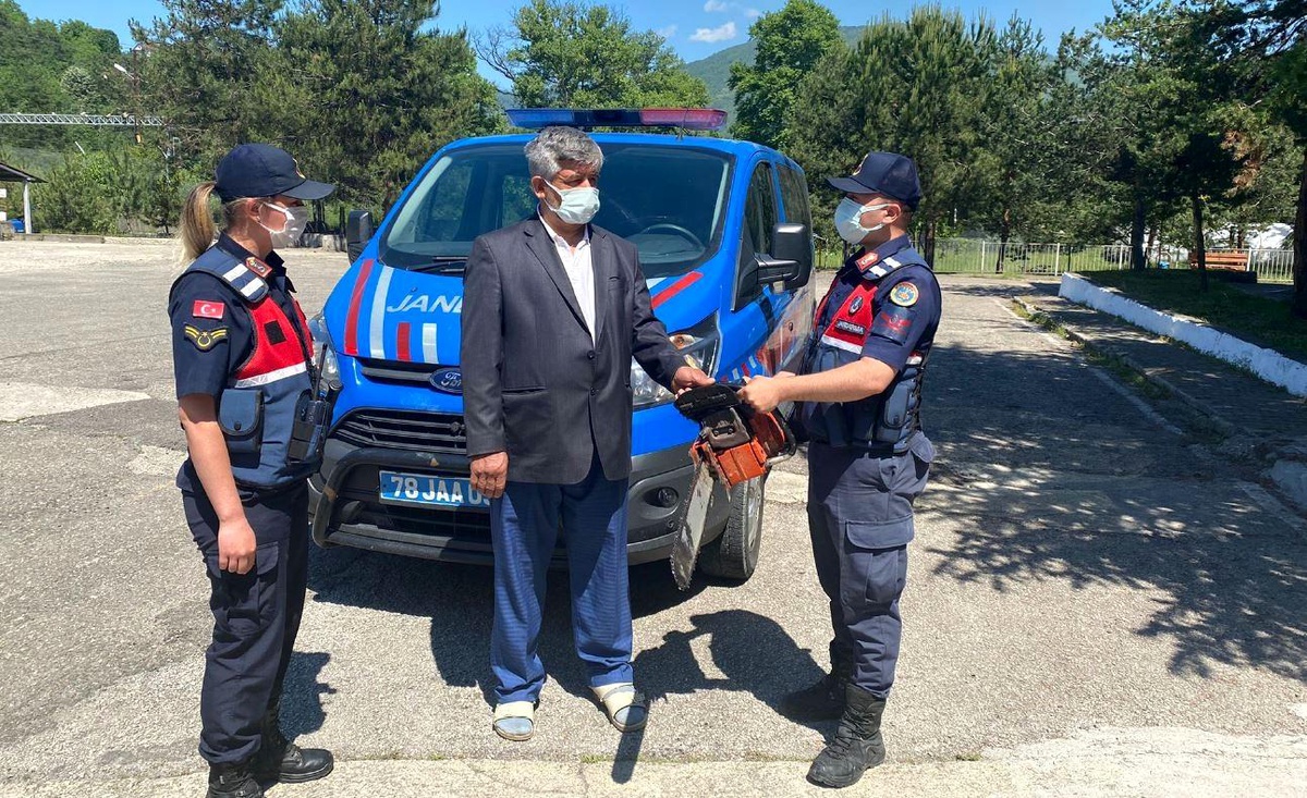 Karabük\'te ağaç kesme motoru çalan şüpheli yakalandı