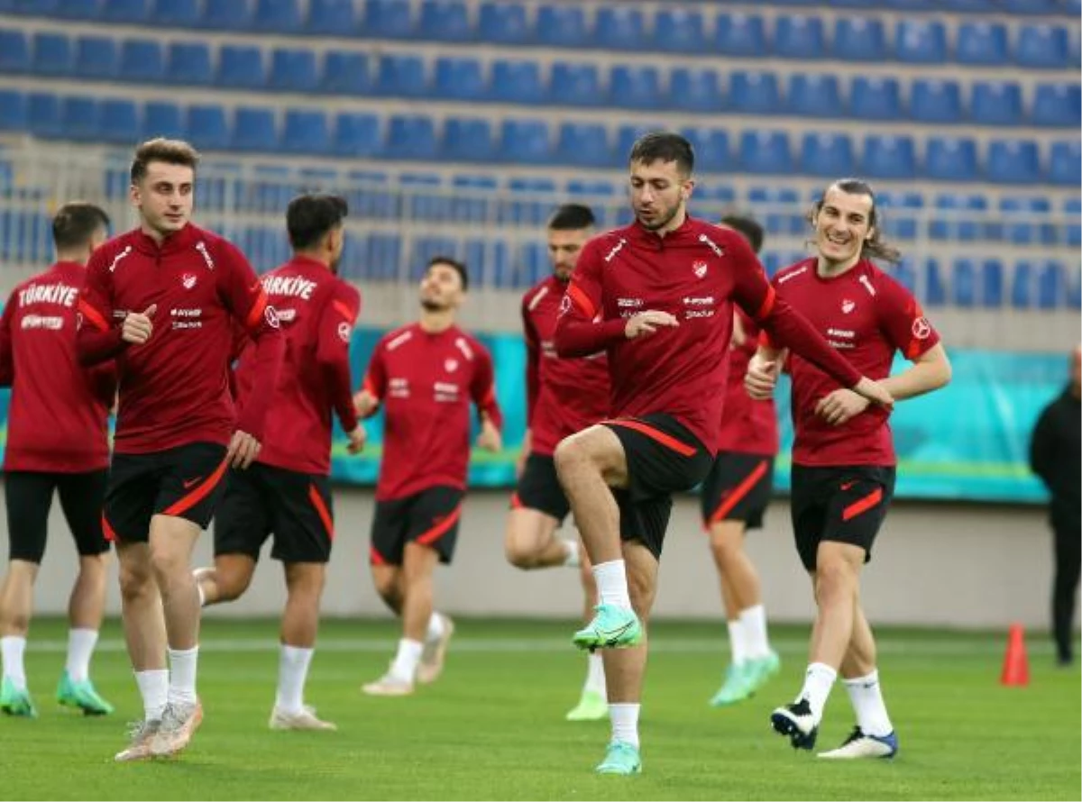 A Milli Futbol Takımı, Galler maçı hazırlıklarını sürdürdü