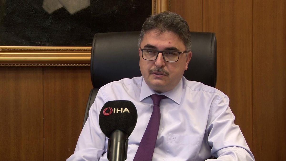 Prof. Dr. Tufan Tükek: "2022\'de maskesiz hayatın başlayacağını düşünüyorum"