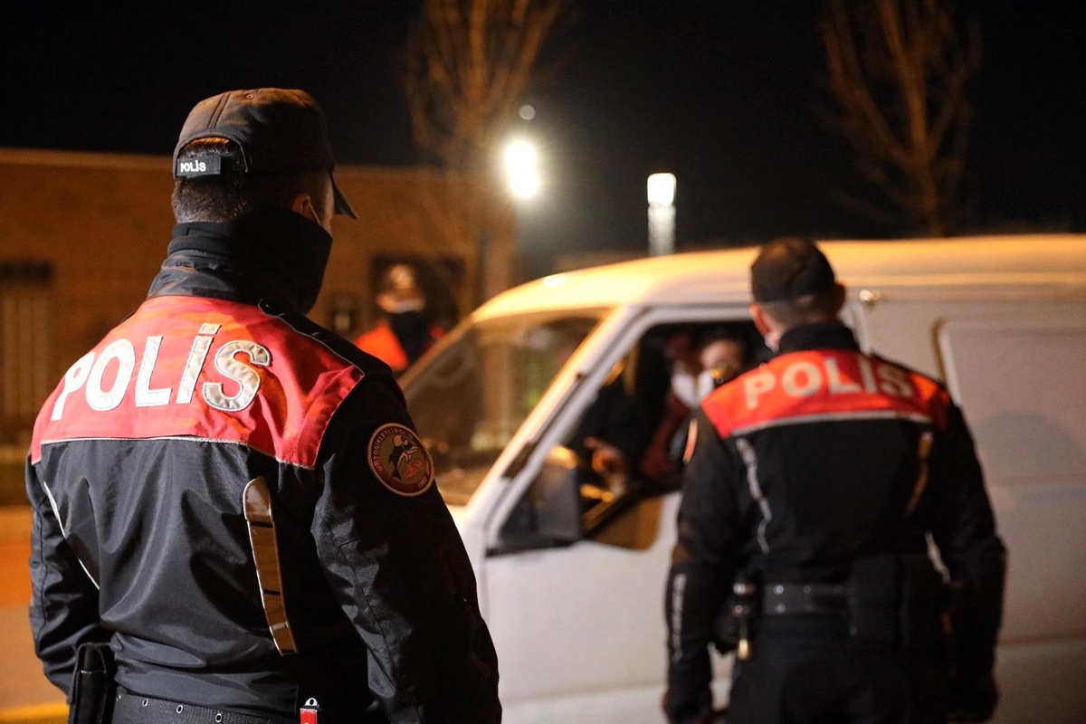 Sokağa çıkma kısıtlamasını ihlal edenlere 207 bin 900 lira ceza