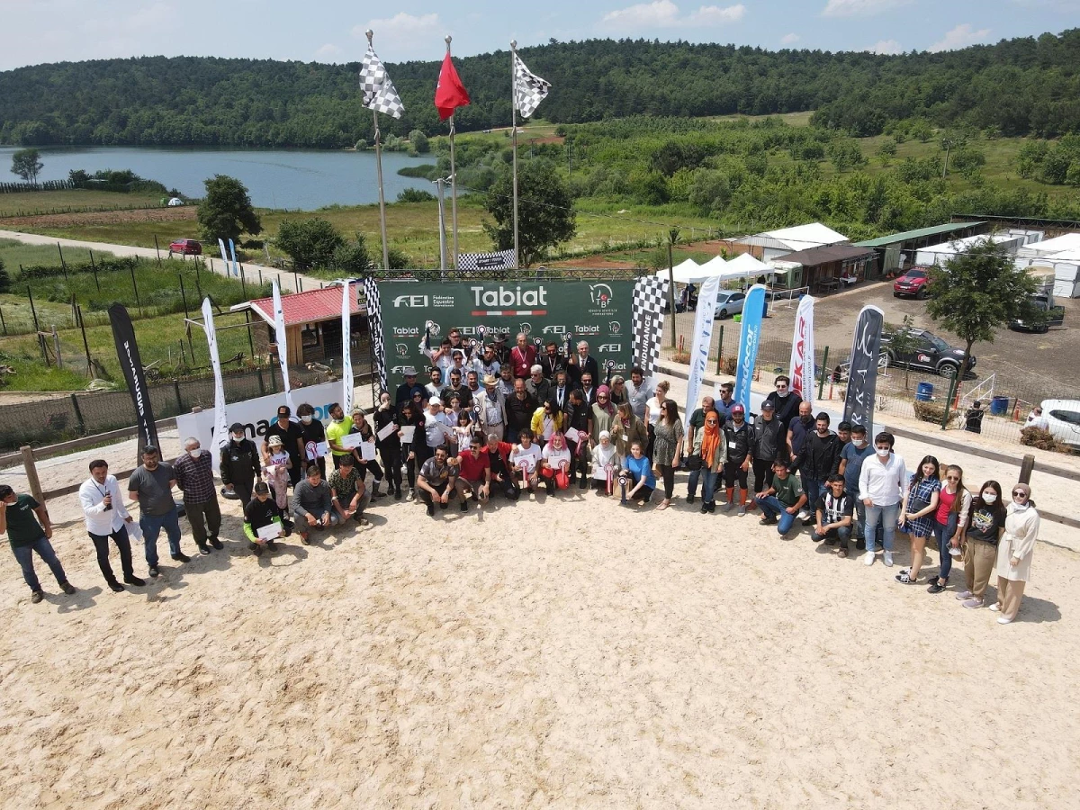 "Tabiat Endurance Atlı Dayanıklılık Yarışları" Bursa\'da yapıldı