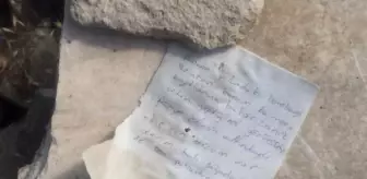 Yanarak öldüğü aracının yanında itiraf notu bulunan öğretmen defnedildi
