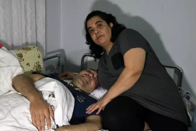 Yatağa mahkum kardeşinin malulen emekli olmasını istiyor Yatağa mahkum kardeşinin malulen emekli olmasını istiyor