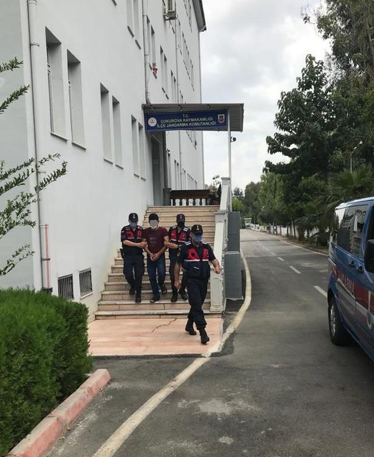 Adana\'da terör örgütü PKK/KCK operasyonunda bir zanlı yakalandı