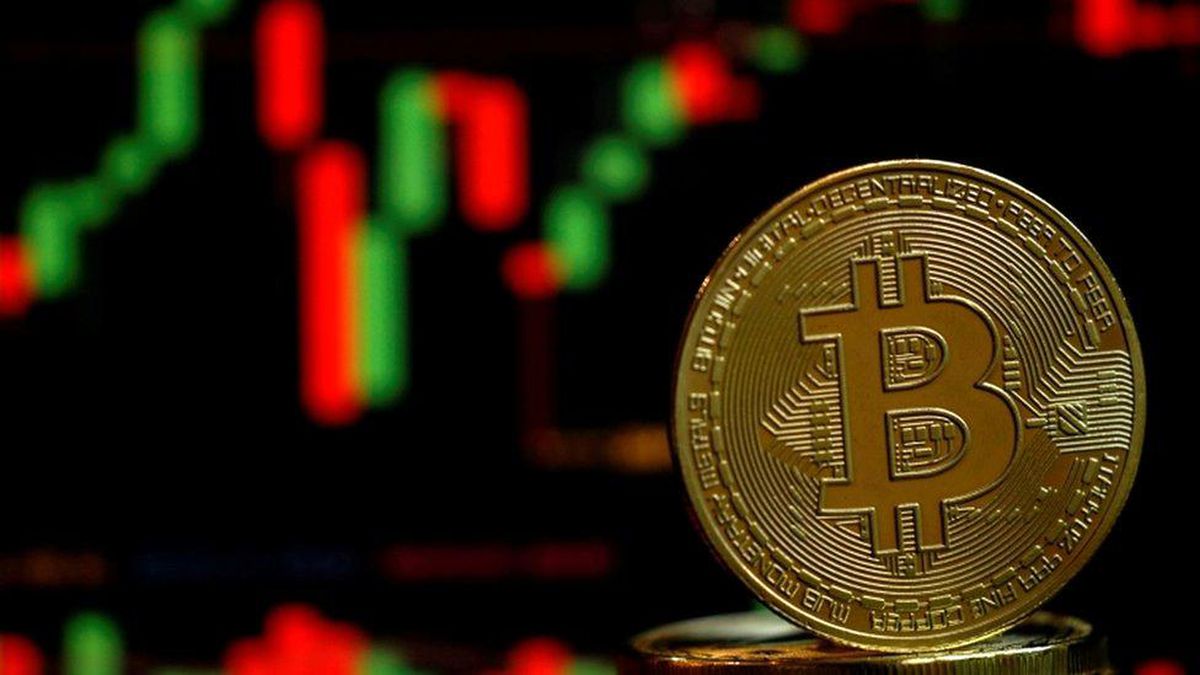 Bitcoin, Elon Musk\'ın tweetleri sonrası 40 bin doları aştı