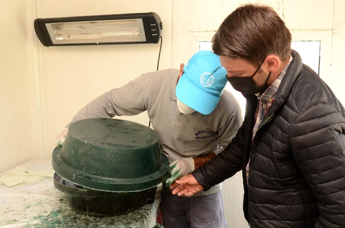 Bozüyük Belediyesi satın almak yerine kendi üretiyor