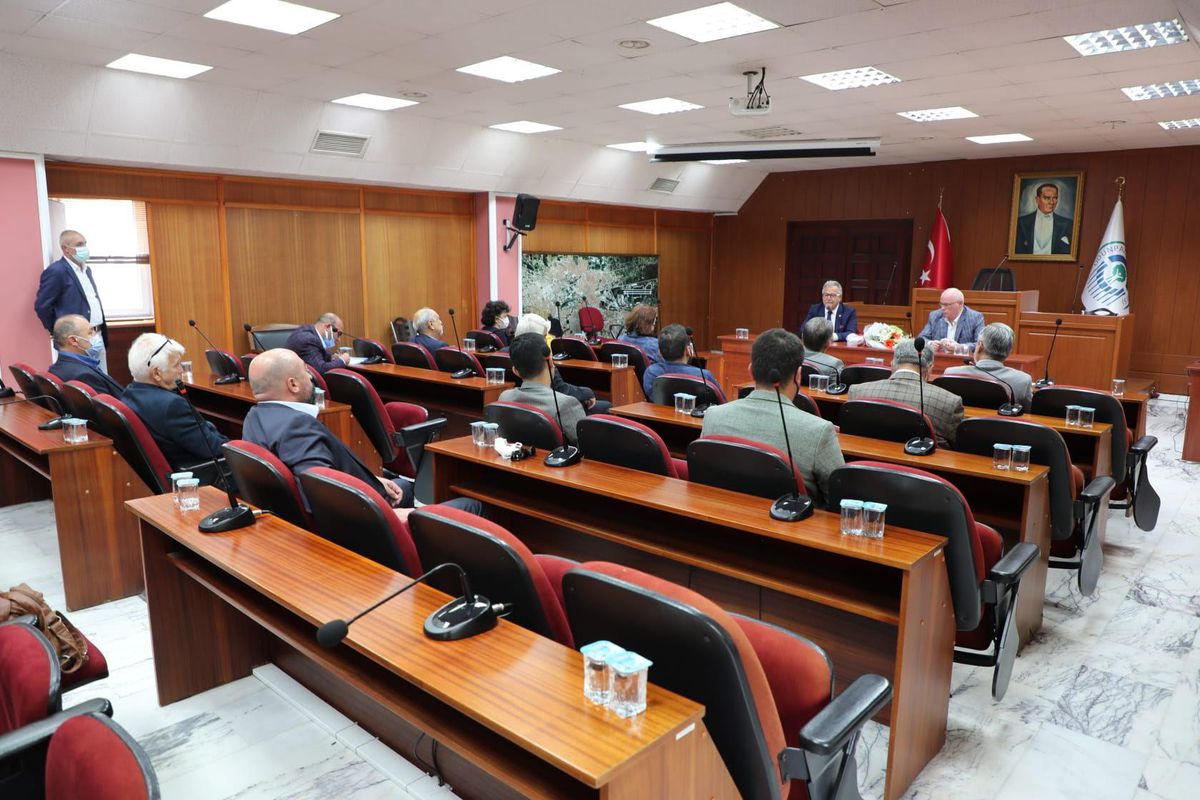 CHP Eskişehir İl Yönetimi Başkan Kurt\'u ziyaret etti