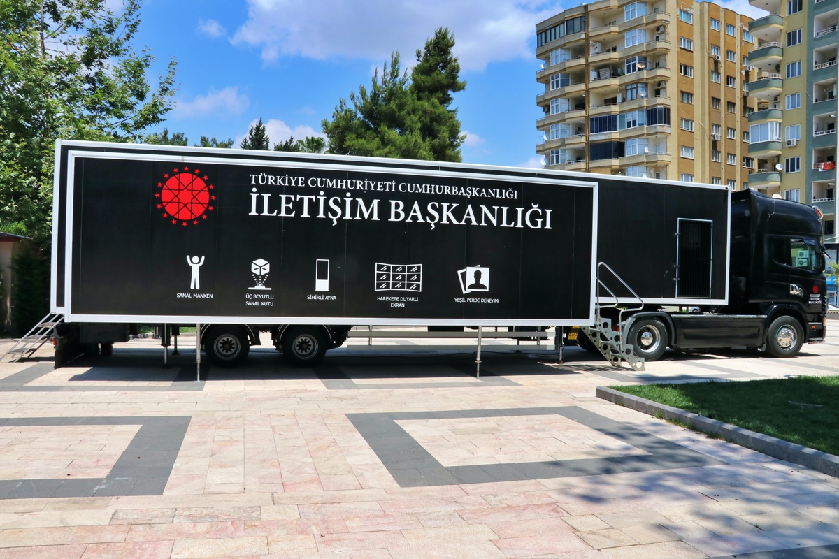 Cumhurbaşkanlığı İletişim Başkanlığı Dijital Tırı Osmaniye\'de