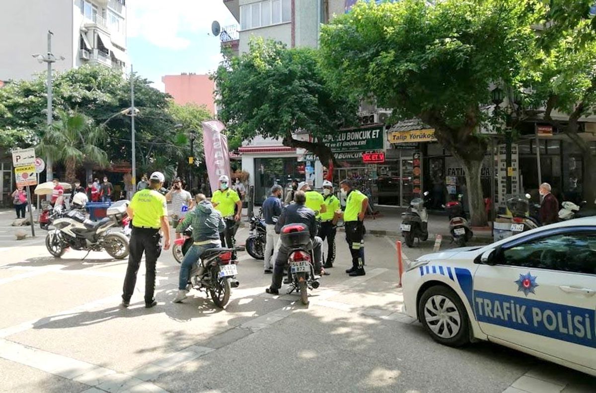 Erdek\'te motosikletlere sıkı denetim