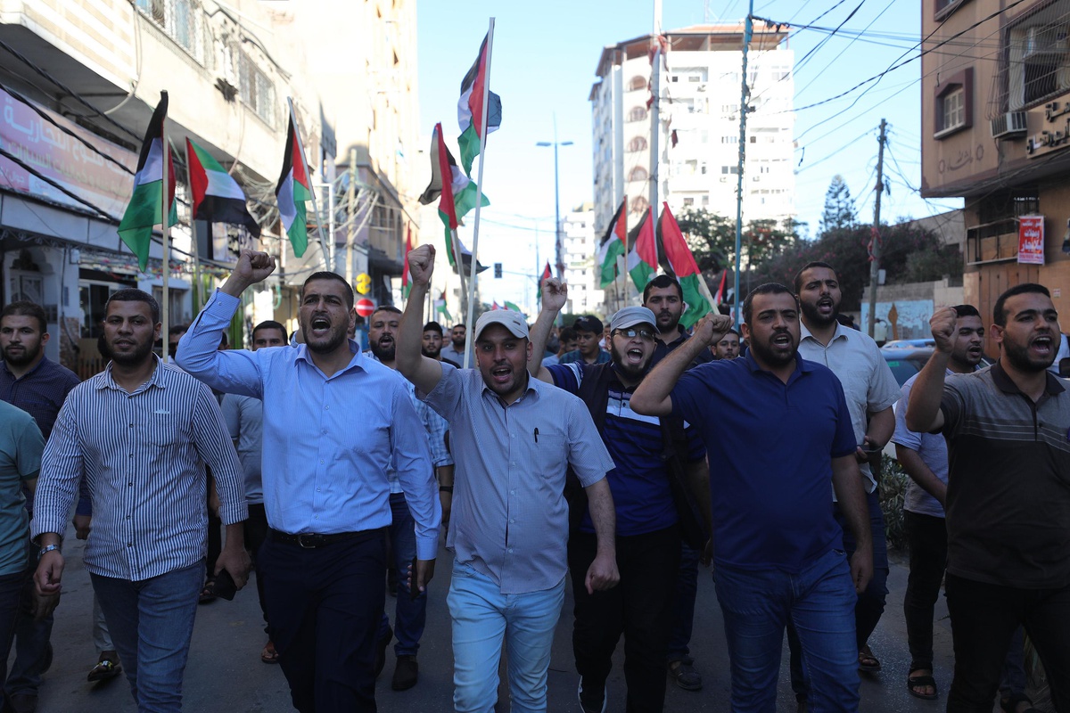 Gazze\'de, aşırı sağcı Yahudilerin Doğu Kudüs\'teki "Bayrak Yürüyüşü" protesto edildi