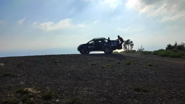 Hatay'da yamaç paraşütü yoğun ilgi görüyor