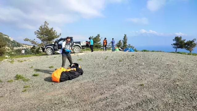 Hatay'da yamaç paraşütü yoğun ilgi görüyor