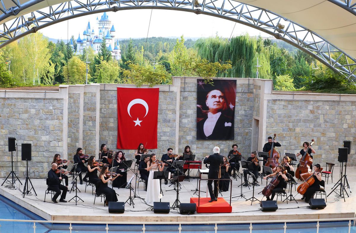 Senfoni orkestrası açık hava konserlerine başlıyor