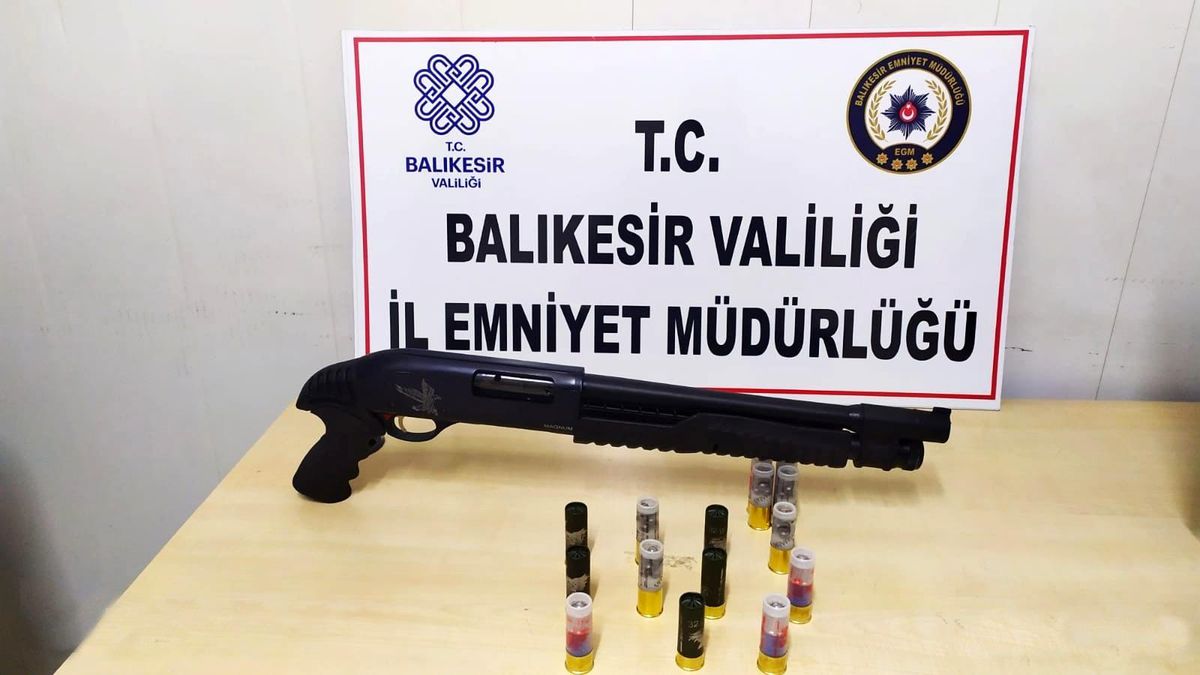 Balıkesir\'de 34 aranan şahsa operasyon