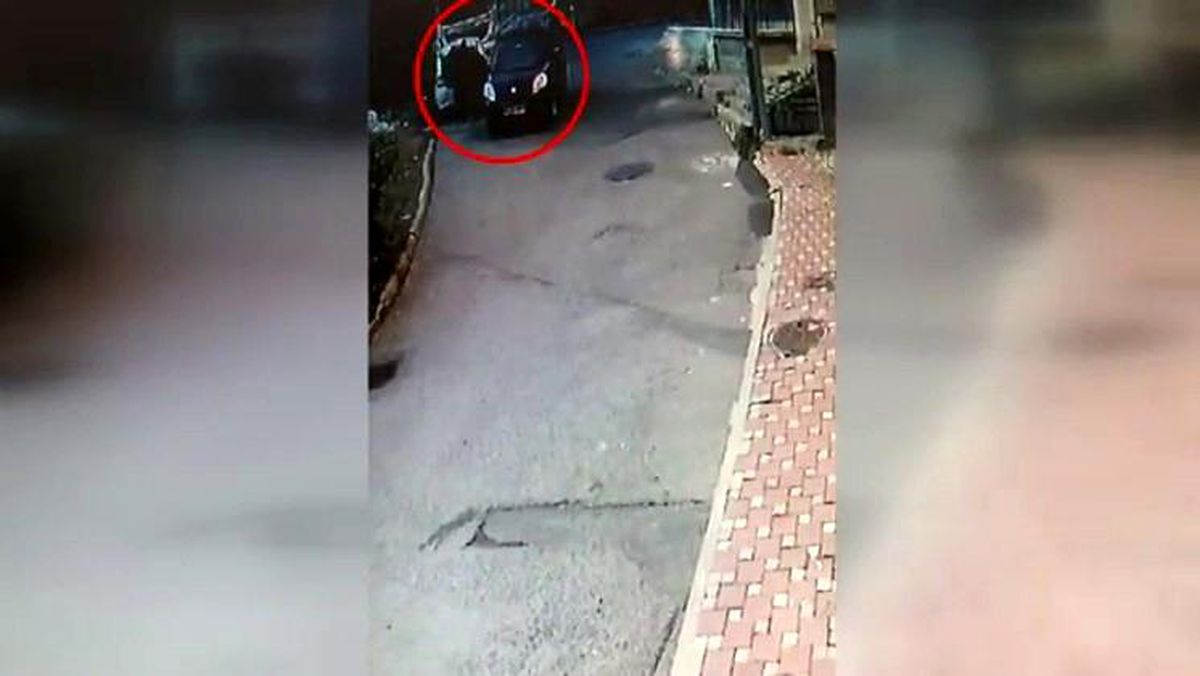 Çekmeköy\'de park halindeki aracın bagajını soyan hırsızlar tutuklandı