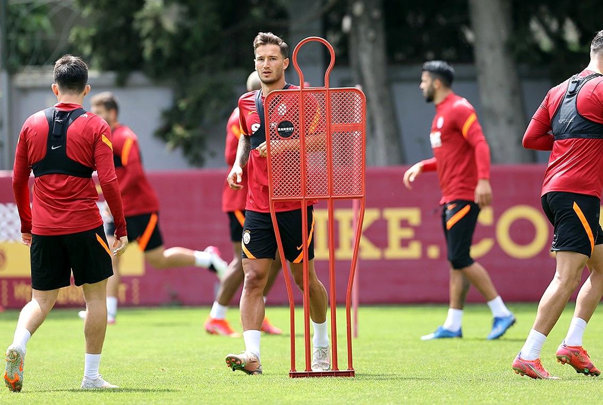 Galatasaray yeni sezon hazırlıklarını sürdürdü