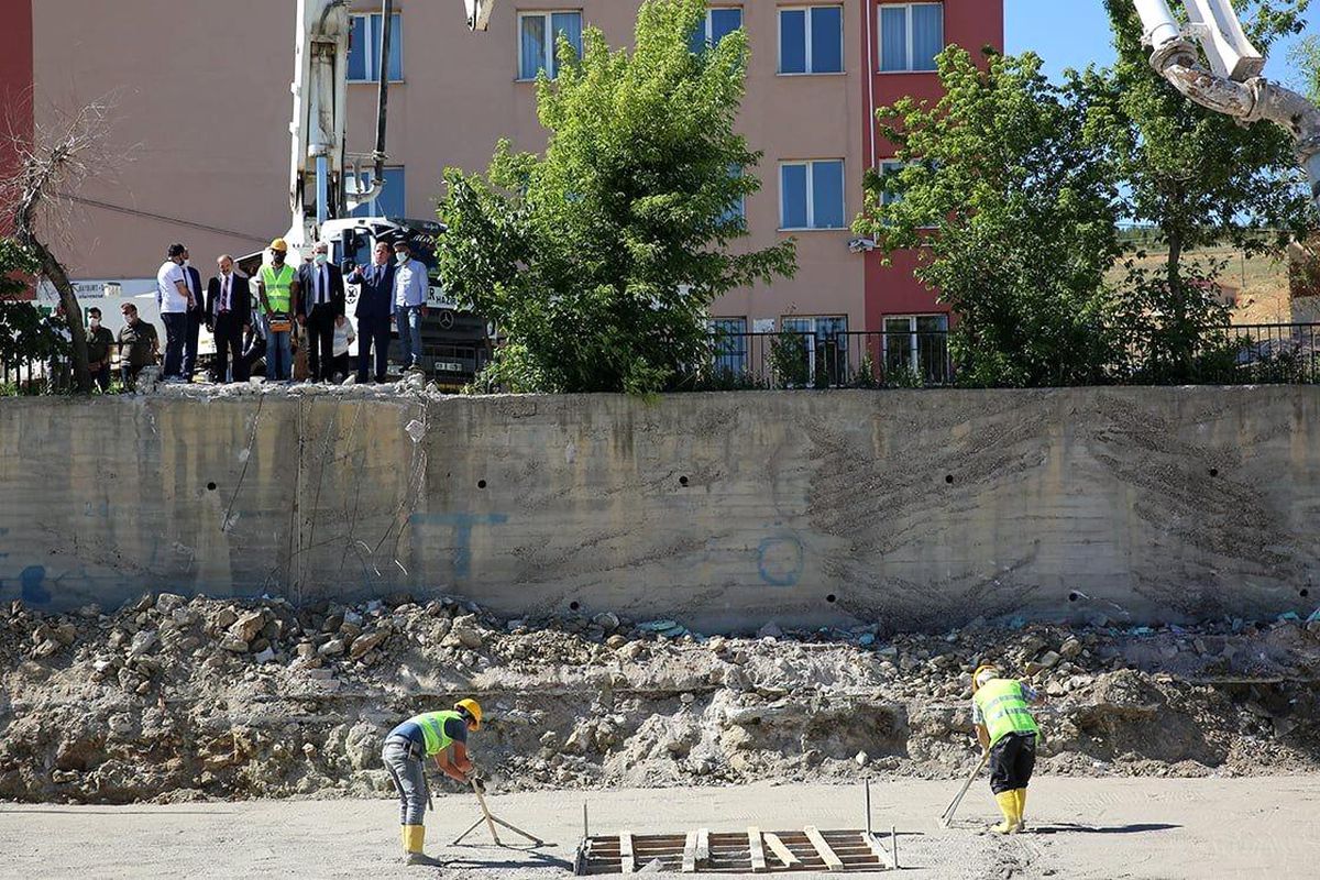 Gökçedere\'de 12 derslikli ilkokulun yapımına başlandı