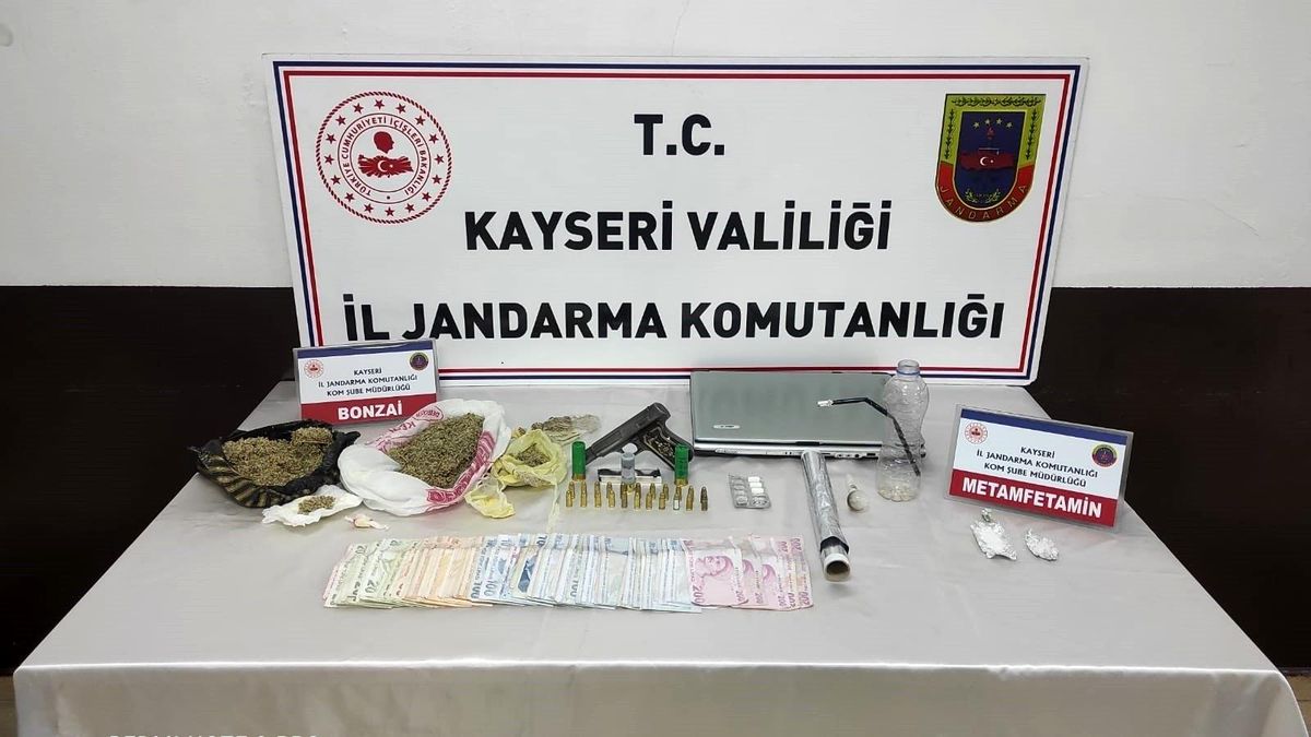 Son dakika... Kayseri\'de uyuşturucu operasyonu: 2 gözaltı