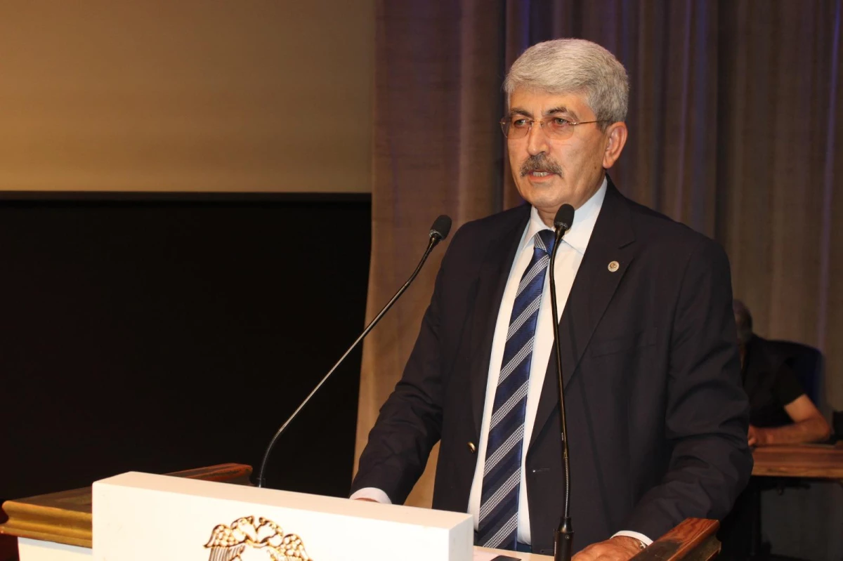 Konya Gazeteciler Cemiyeti\'nde Sefa Özdemir yeniden başkan seçildi