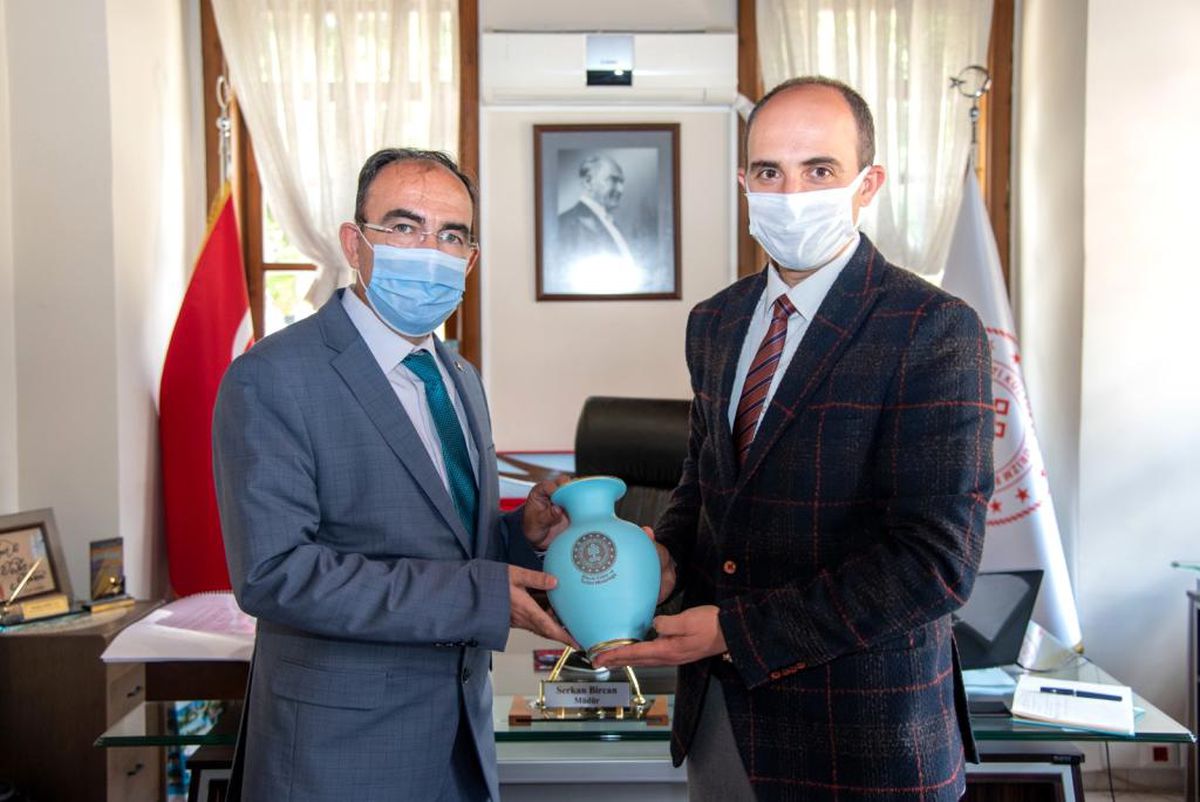 Rektör Beydemir, Kültür Turizm Müdürü Bircan\'la bir araya geldi