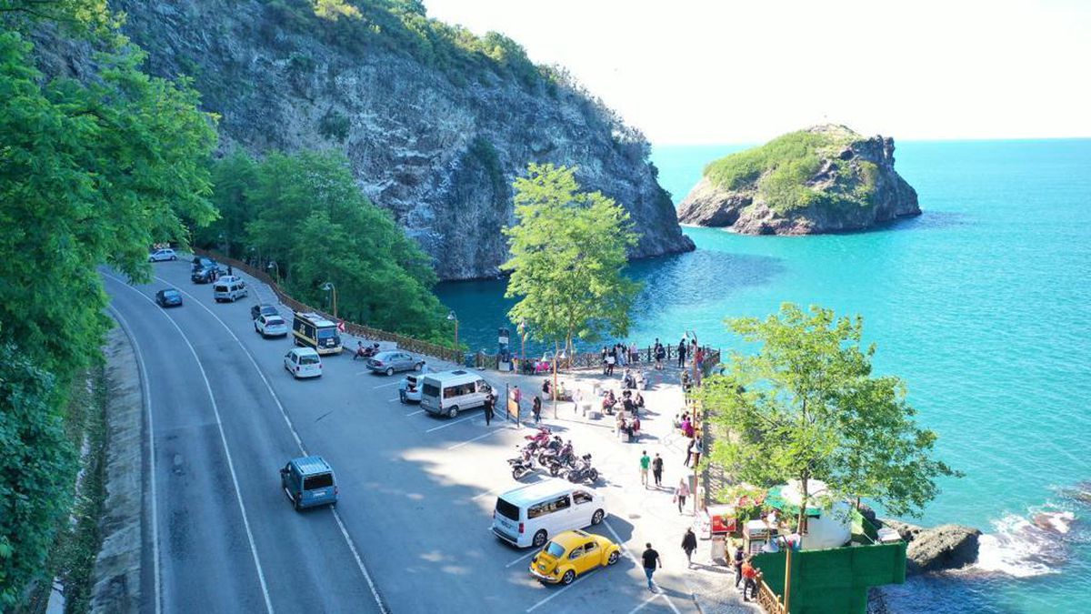 "Sakin şehir" Perşembe\'deki Hoynat Adası cazibe merkezi haline geldi
