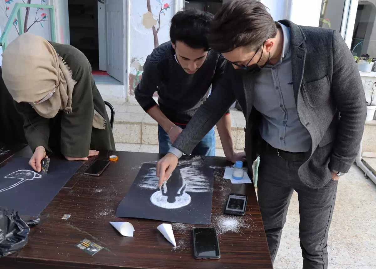 Suriyeli ressamdan tuz tanelerine estetik dokunuş