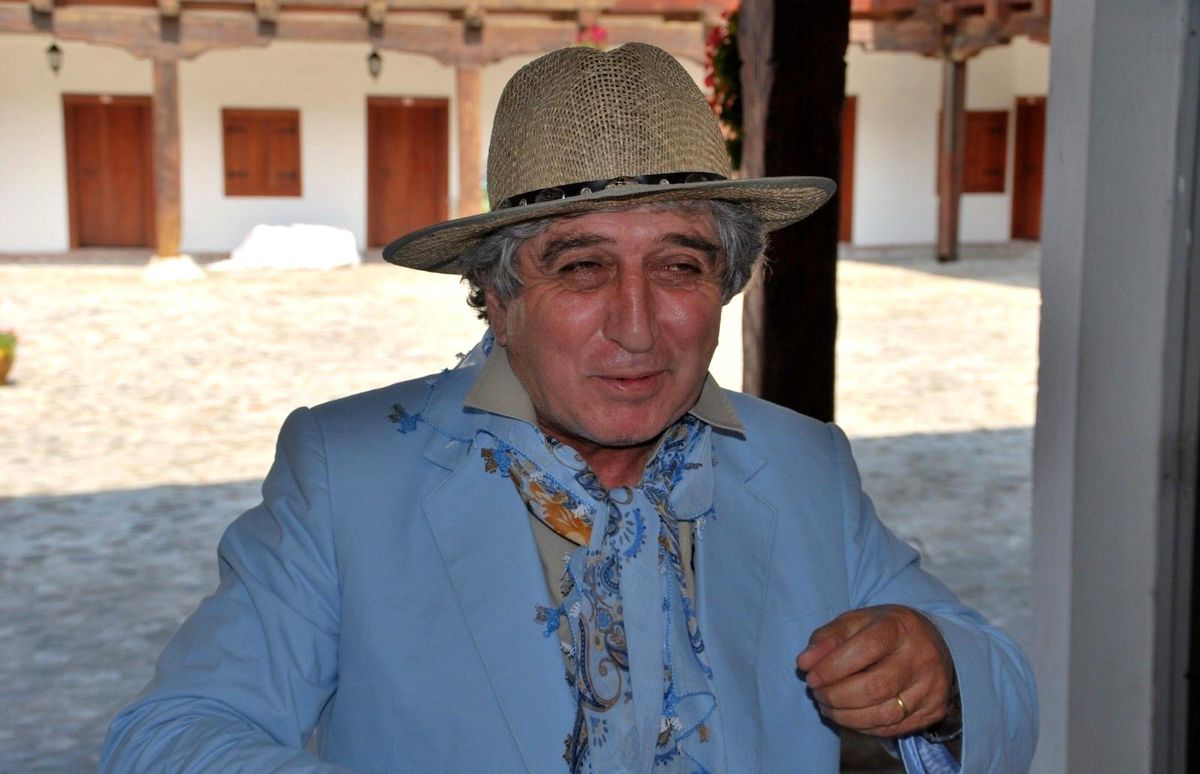\'Vatandaş Hamit\' defnedildi
