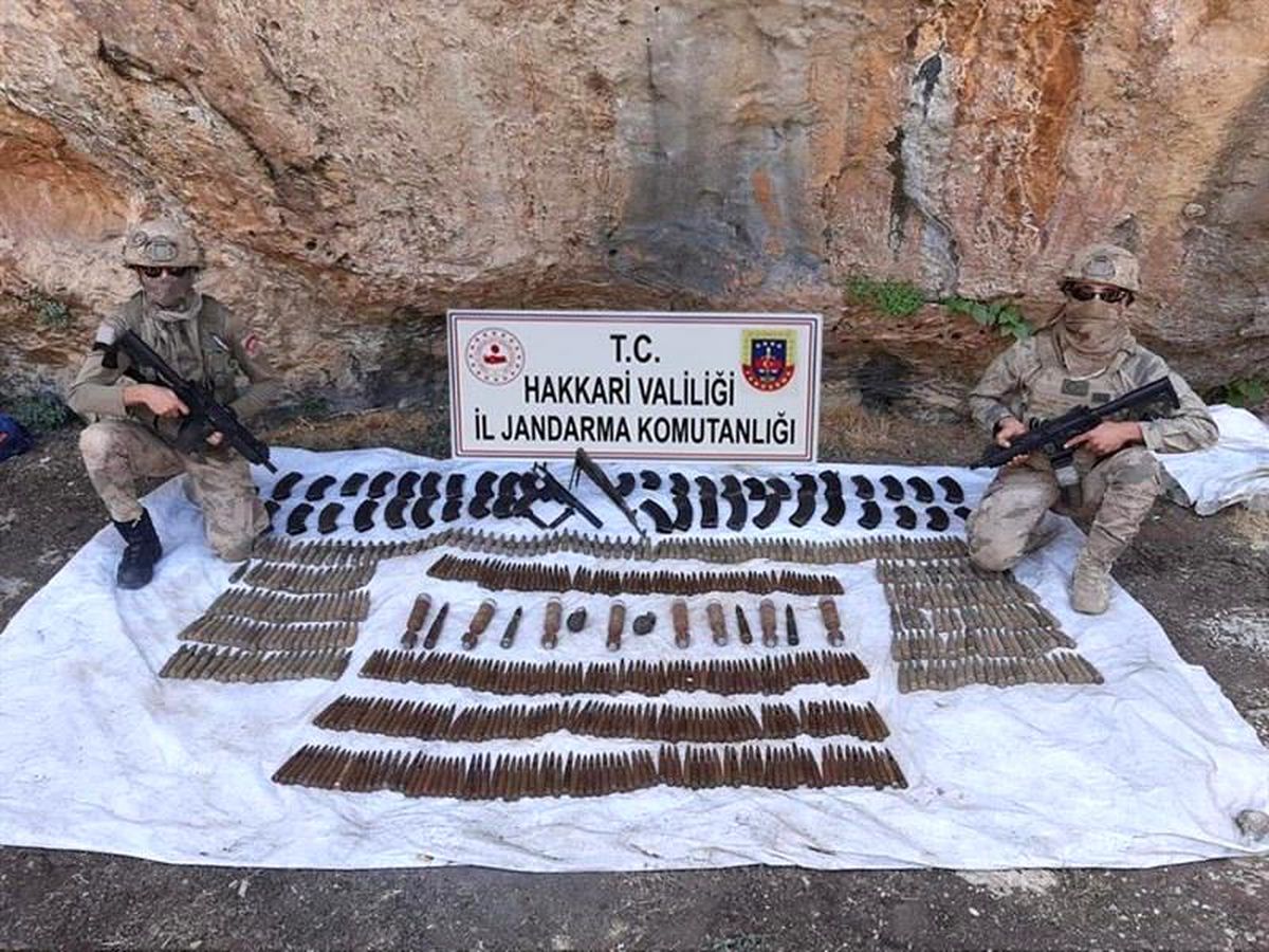 Son dakika haber | Çukurca kırsalında silah ve mühimmat ele geçirildi
