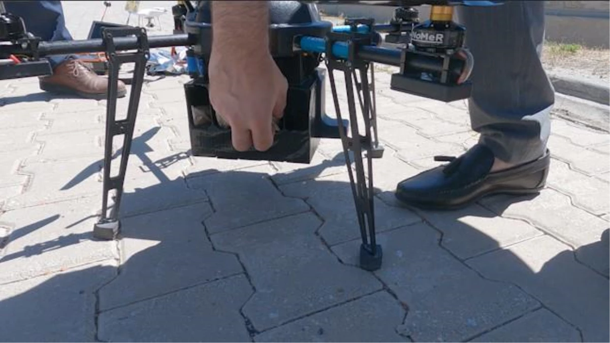 Erzincan\'da sivrisineklere karşı drone ile ilaçlama başlatıldı