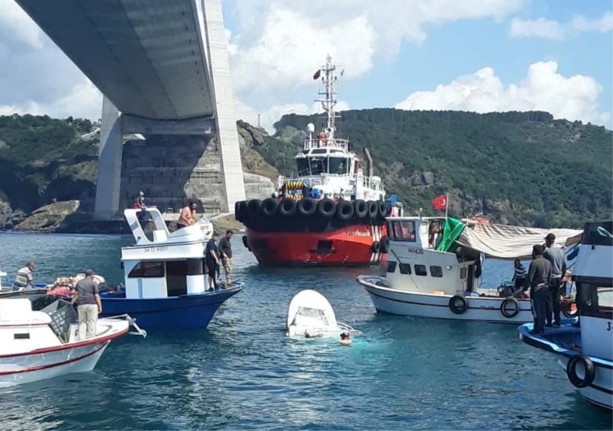 İstanbul Boğazı\'nda gemi ile balıkçı teknesi çarpıştı