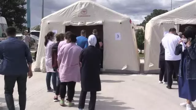 KIRKLARELİ - Trakya'da OSB çalışanları aşılama faaliyetlerine yoğun ilgi gösteriyor