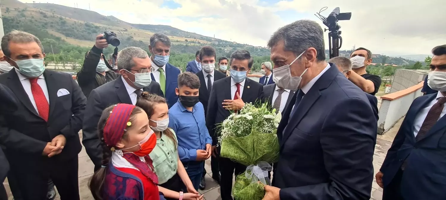 Son dakika haberi! Milli Eğitim Bakanı Ziya Selçuk Karabük\'te