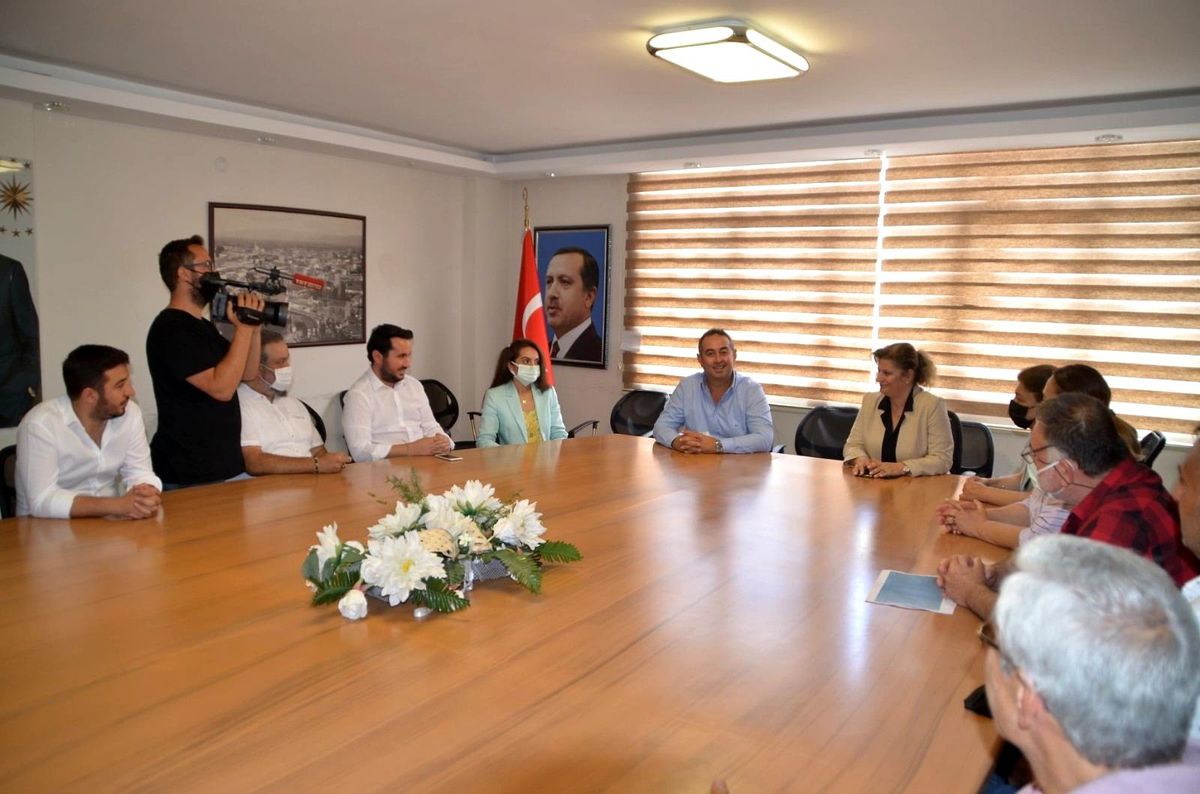 Söke Genç İş İnsanları Derneği, siyasi partileri ziyaret etti