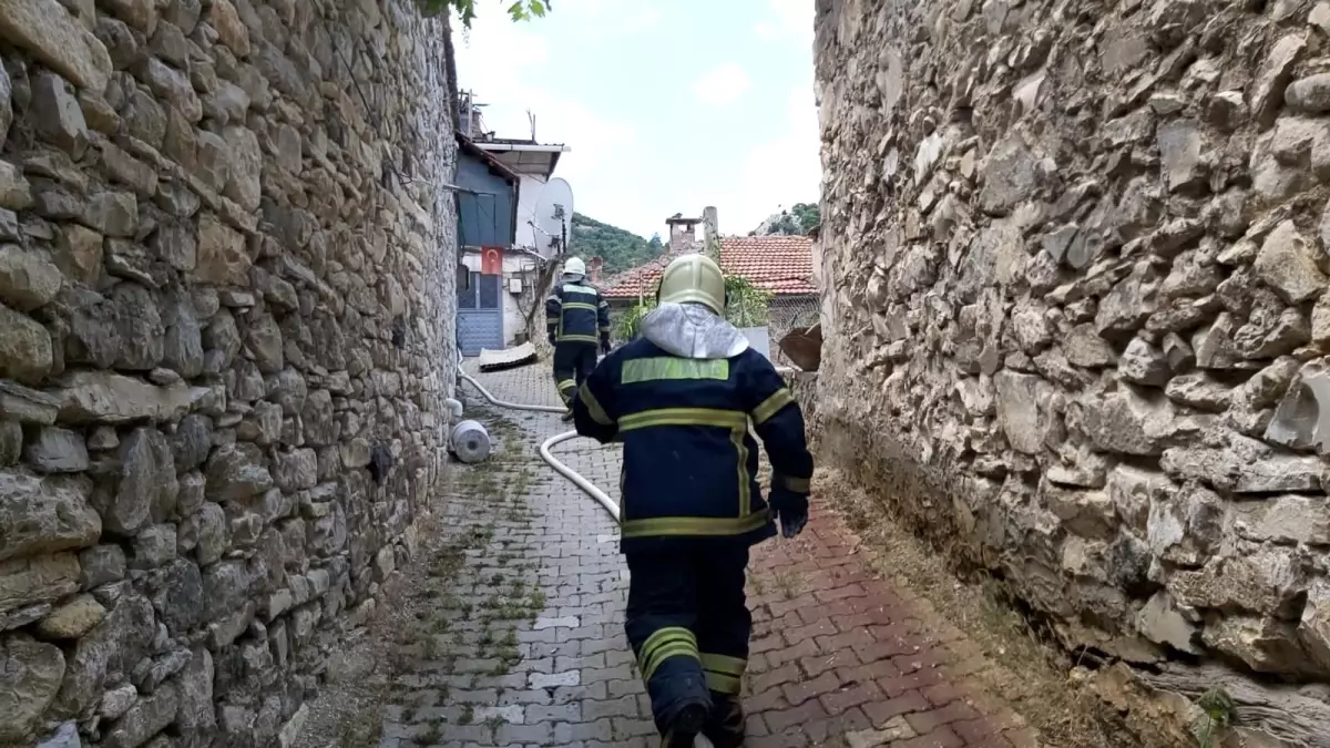 Son dakika haberleri... Tarihi Darkale\'de yangın tatbikatı