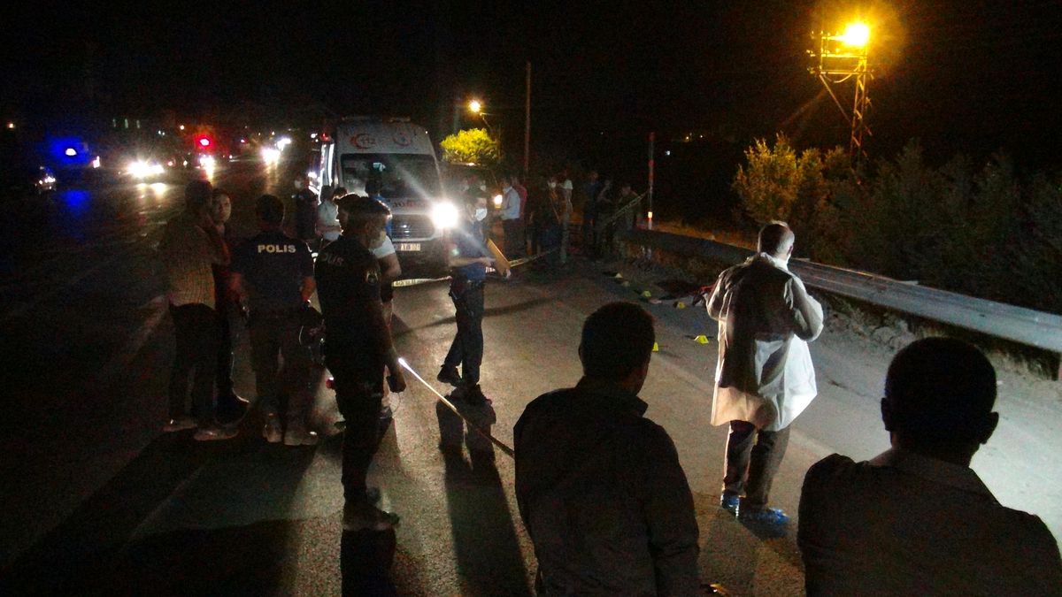 Son dakika haber... Tatvan\'da aracın çarptığı kişi hayatını kaybetti