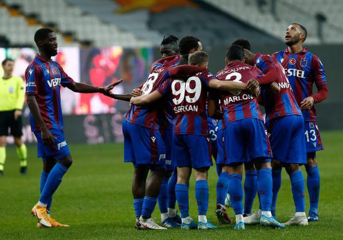 Son dakika! Trabzonspor\'da çok yönlü transfer çalışması